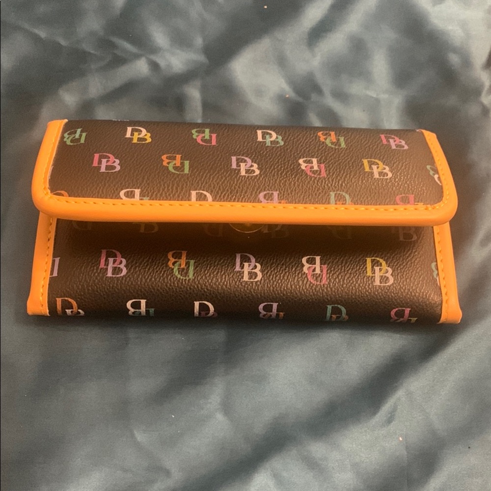 Dooney & Bourke Multicolor Logo Wallet NWOT